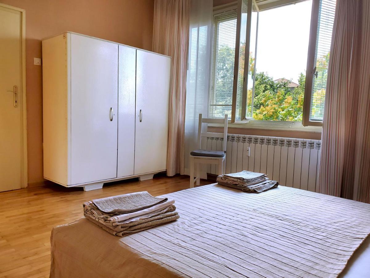 Sunny Central Apartment Σόφια Εξωτερικό φωτογραφία